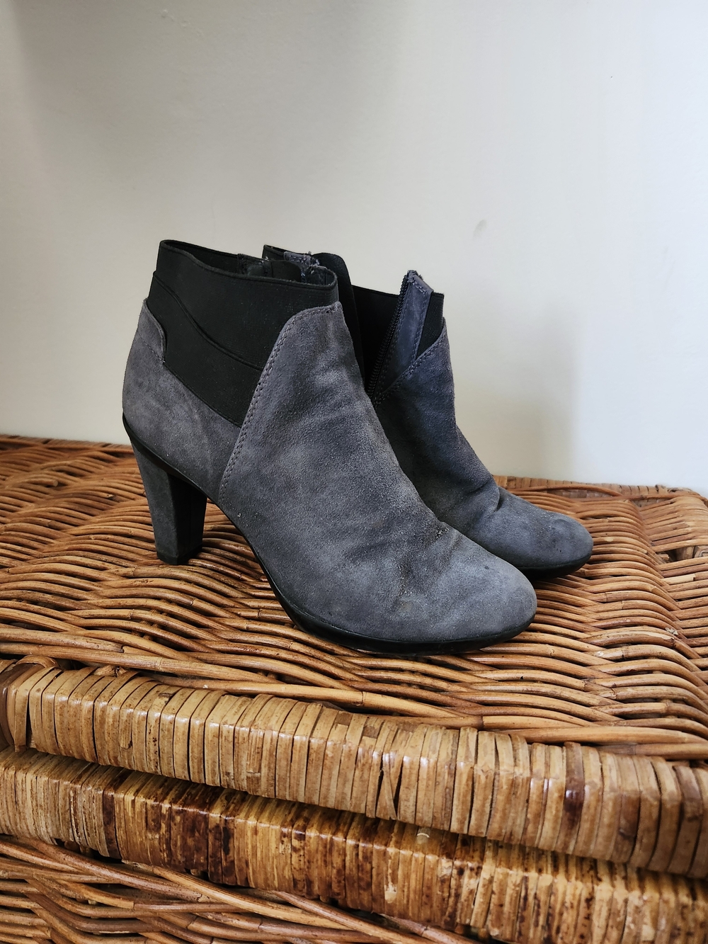 Geox Grey Suede Ankle Booties with Black Elastic Insets